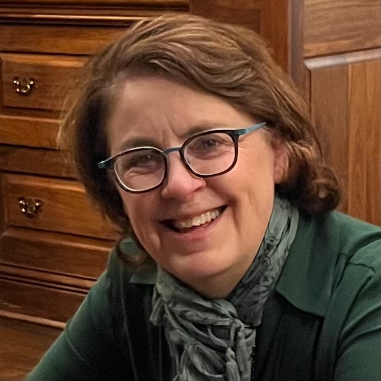 Ellen Morris headshot
