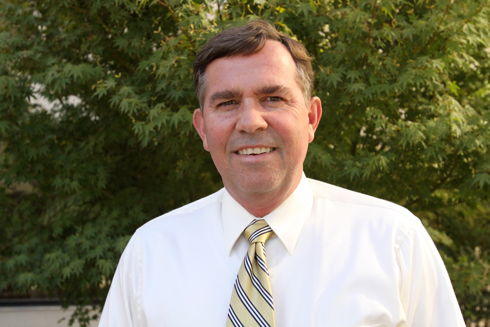 Kelly Bearden headshot